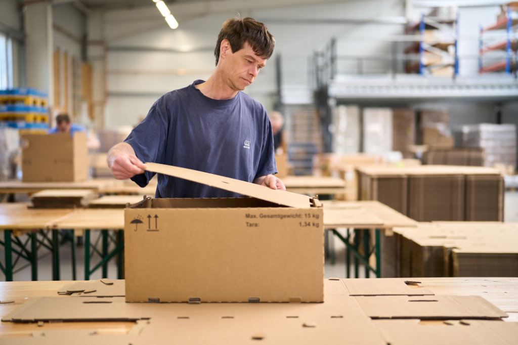 Montage, Konfektionierung & Verpackung